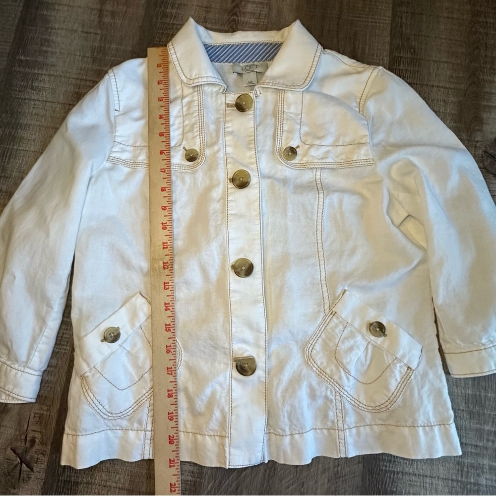 LOFT Safari Jacket Size MP Cream Linen Blend Button Front and Button Details - Picture 6 of 8